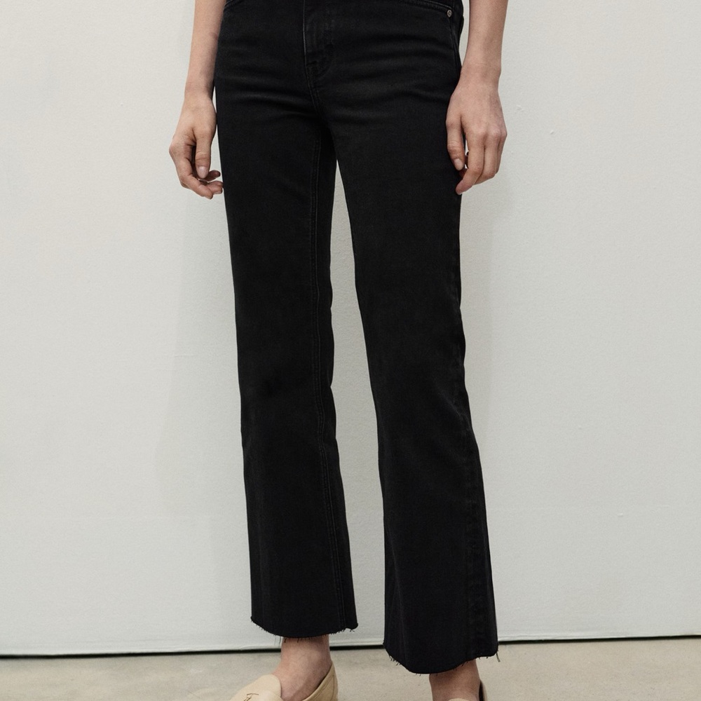 Mango Havana Denim Jeans size 1 cropped black jeans staple wardrobe